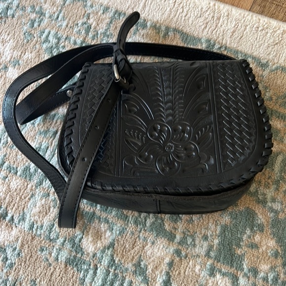 Patricia Nash Bags Patricia Nash Salerno Saddle Bag Poshmark